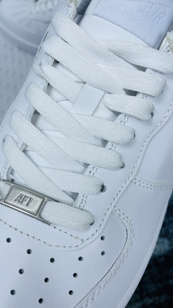 Đường chỉ may đẹp, phù hợp với nhiều bộ đồ đẹp