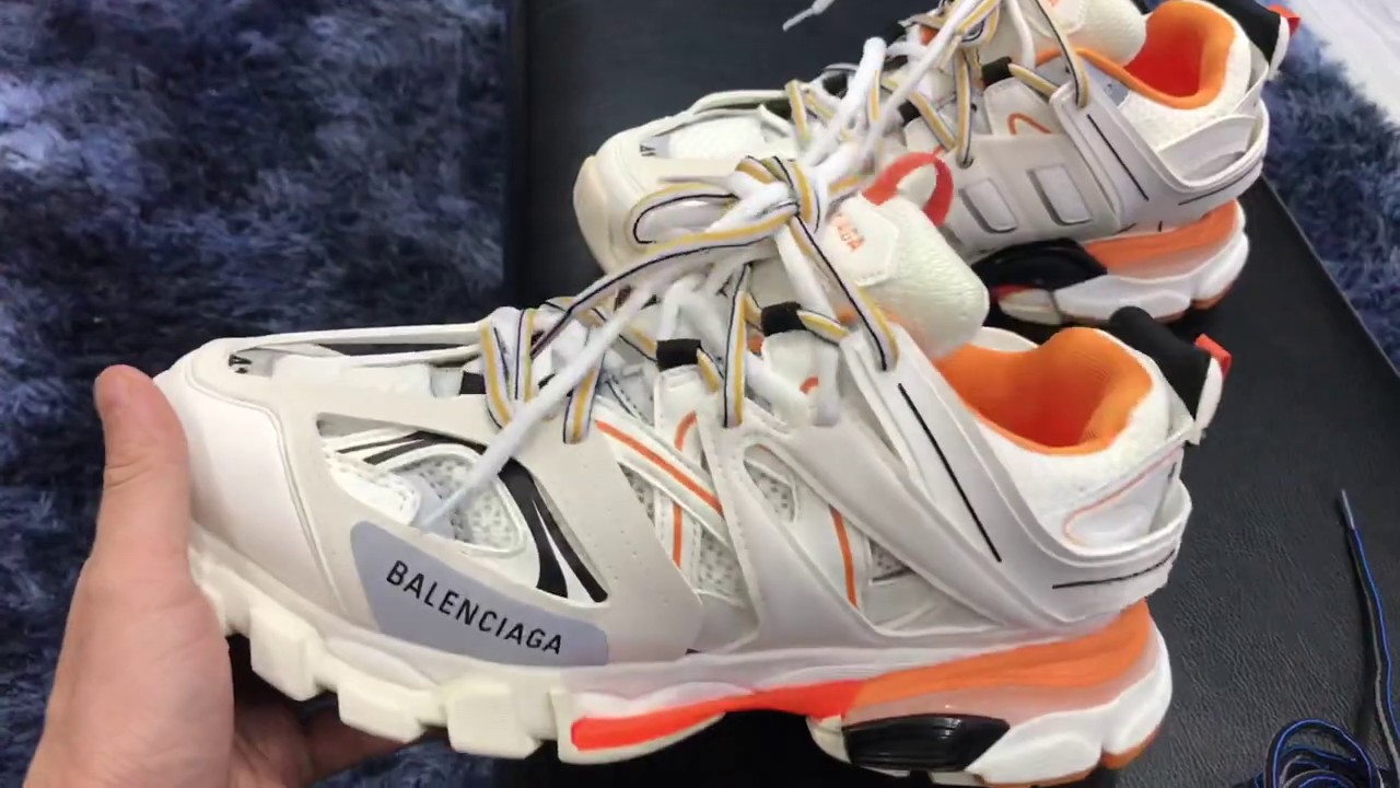 Cách mix đồ với Balenciaga Track 3.0 rep đa dạng