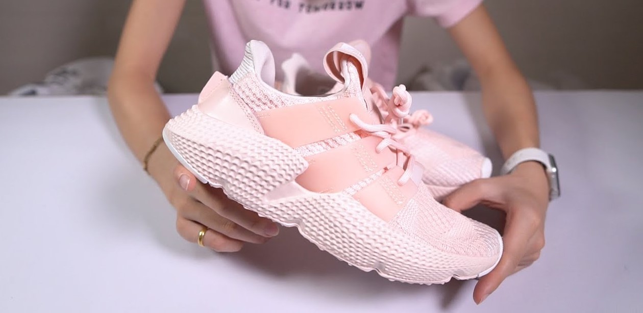 C&oacute; n&ecirc;n mua gi&agrave;y Prophere hồng kh&ocirc;ng?