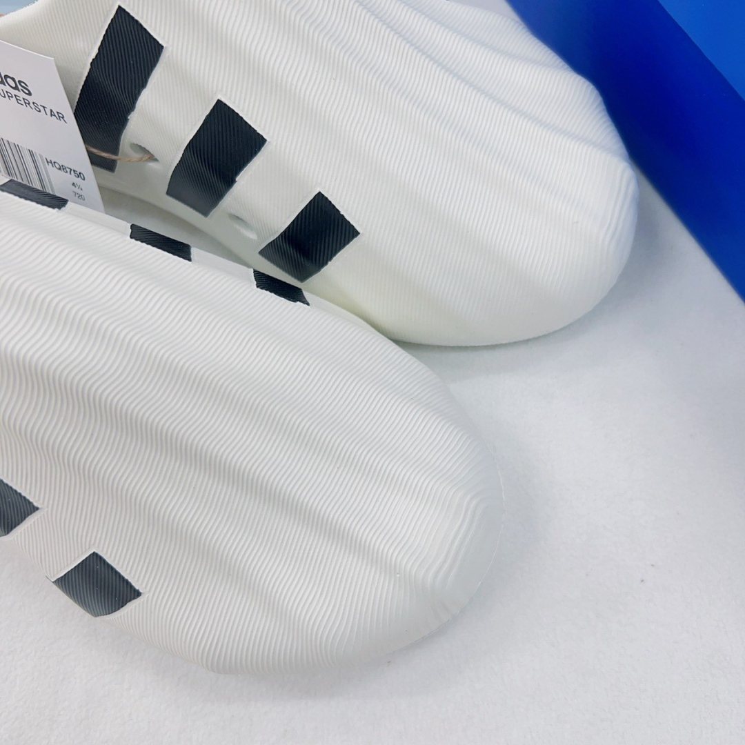 C&aacute;c bạn c&oacute; thể đến trực tiếp v&agrave; mua qua website đều được ạ