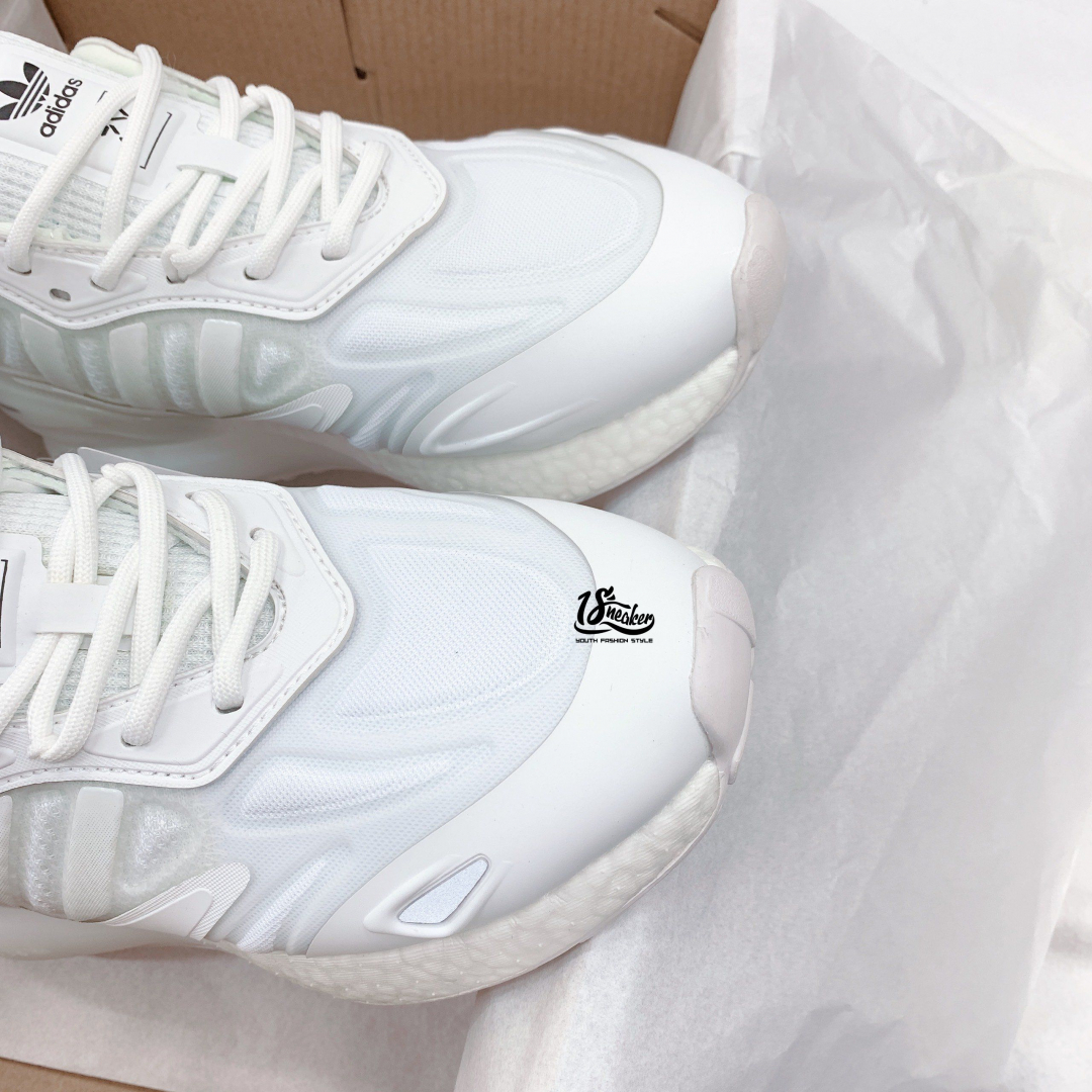 Chất liệu vải mềm, co dãn êm và thoải mái khi đi tập thể dục hay đi học