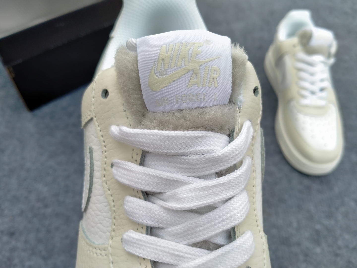 Nike air force 1 trắng sữa được thiết kế cẩn thận qua từng đường chỉ