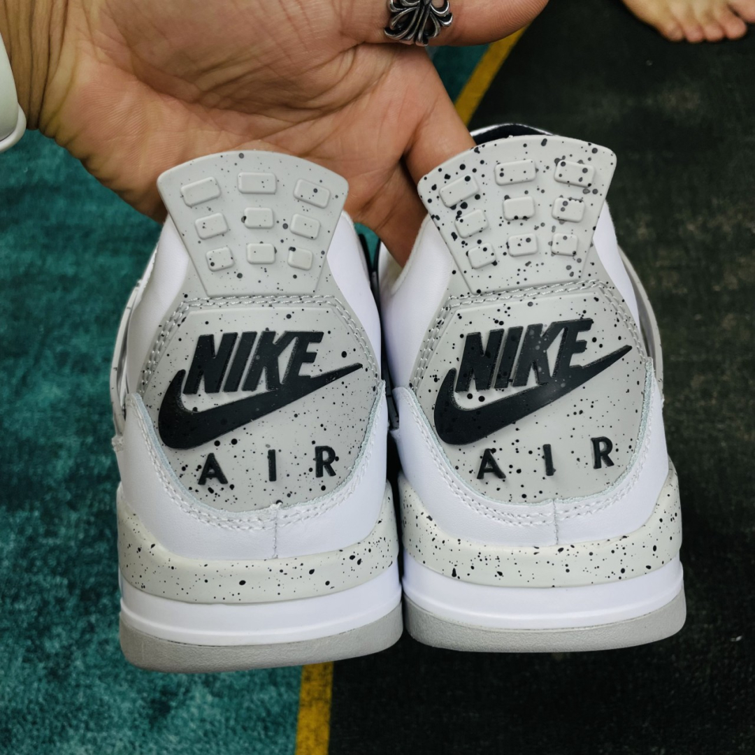 Phía sau hông nhìn chất  lừ luôn nè