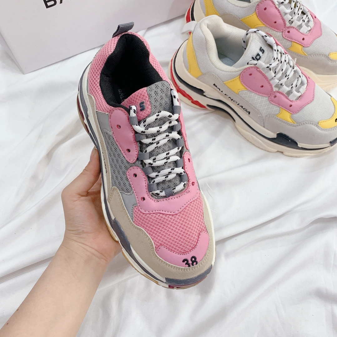 Nhìn từ góc cạnh nào cũng không xóa khỏi vẻ đẹp từ tone đến form