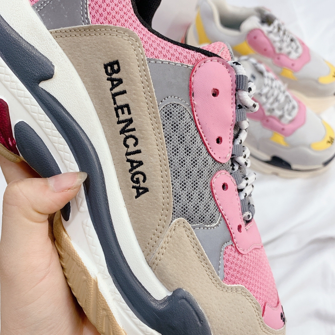 Cận cảnh vẻ đẹp của đôi balenciaga rep 11 