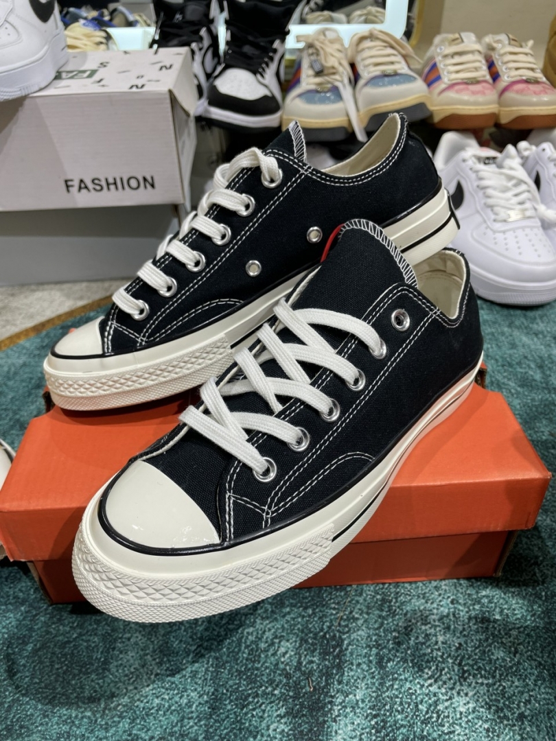 Mẫu giày được ưu chuộng nhất 2022 và không bao giờ hết hot