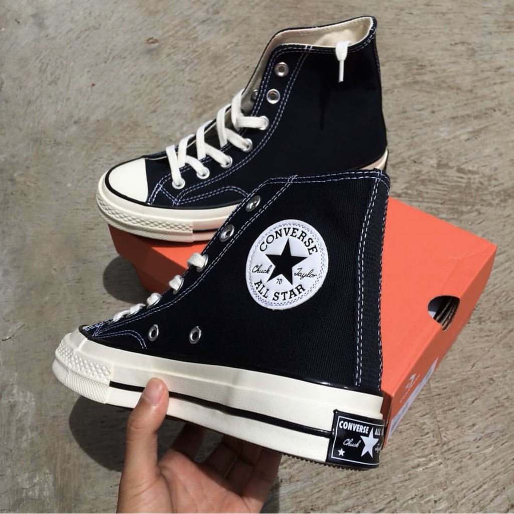 Giày converse cổ cao với thiết kế mới và tinh tế