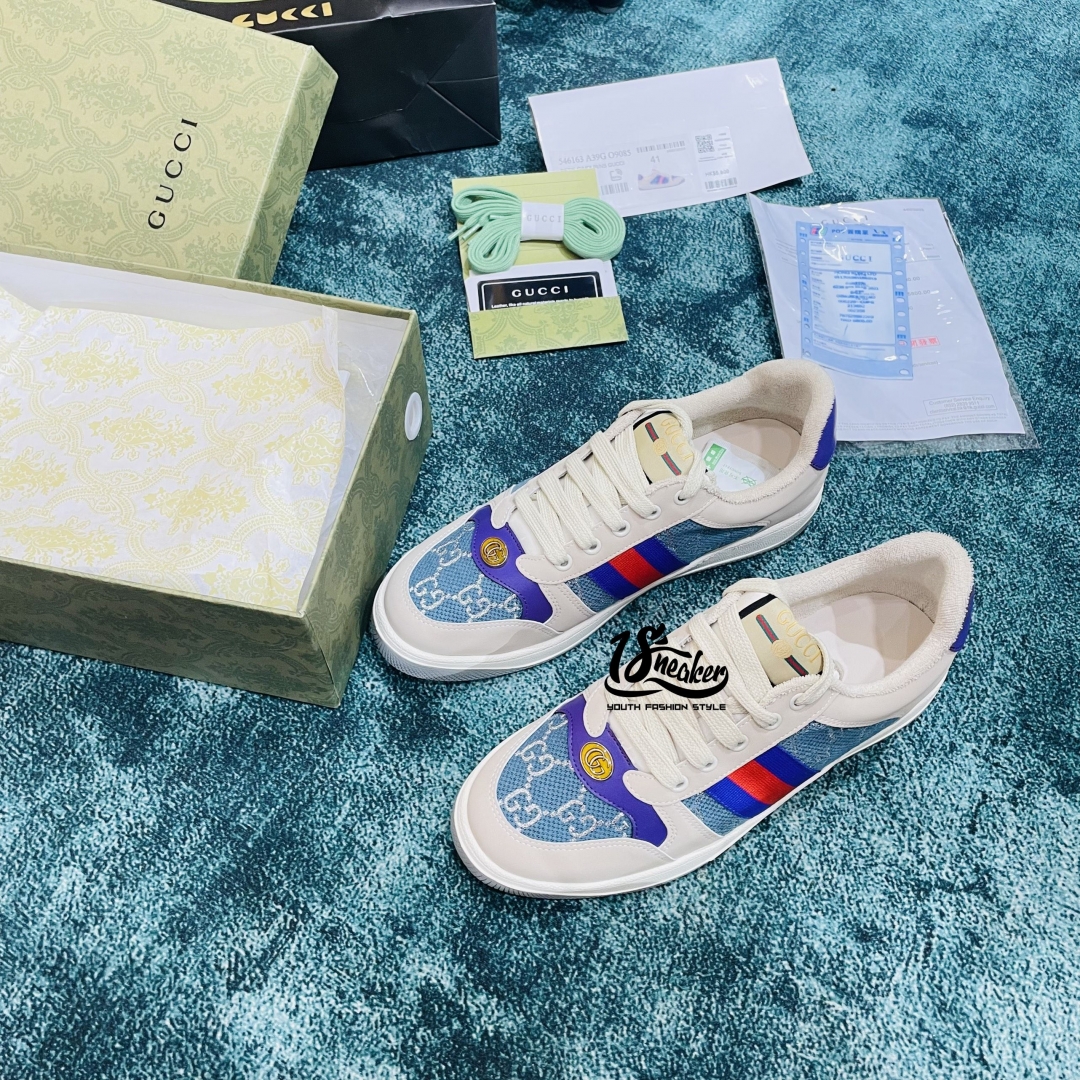 Tặng full đủ phụ kiện đi kèm luôn 