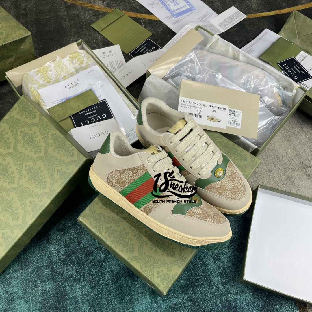 Em này full đầy đủ phụ kiện đi kèm cho mọi người luôn ạ