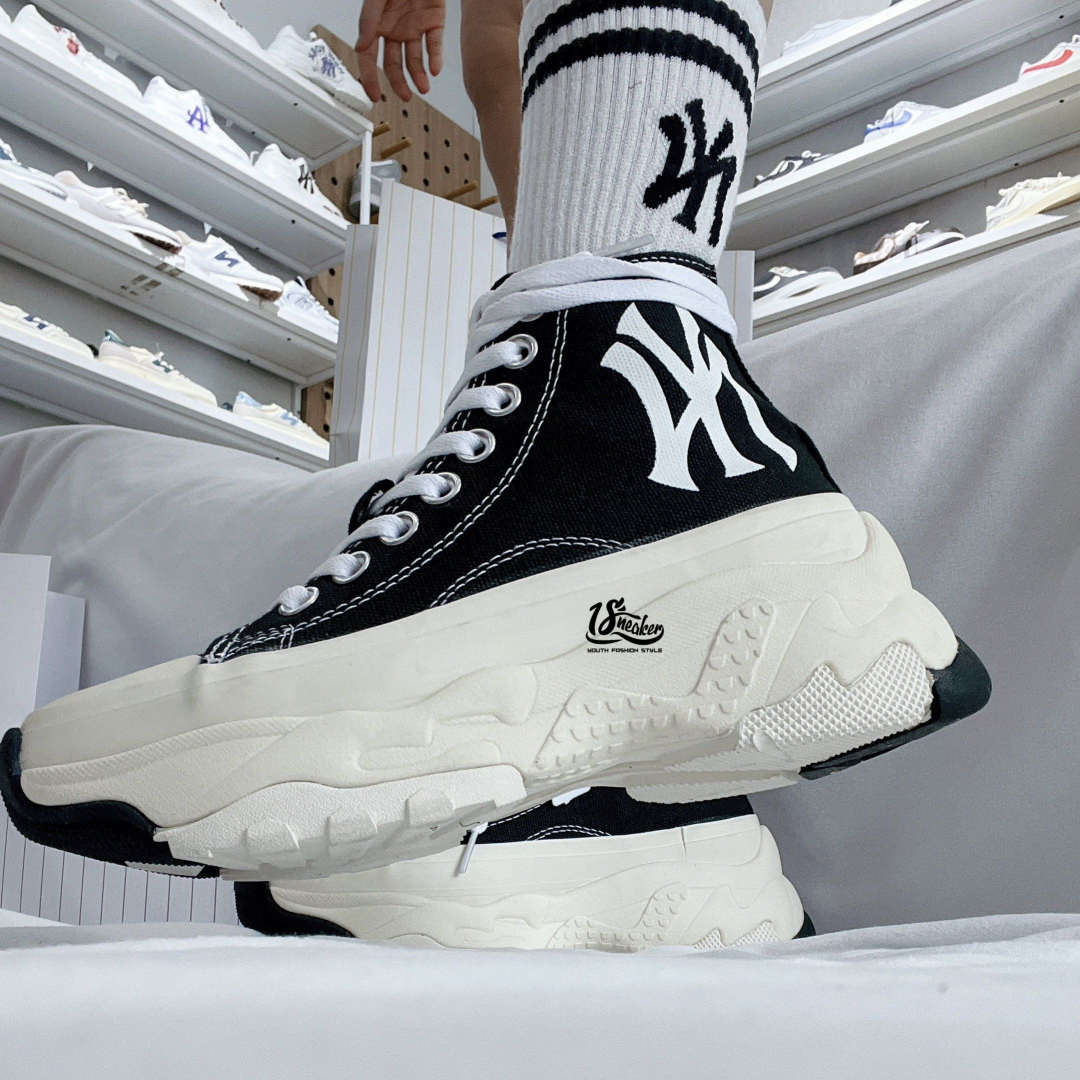 Mẫu gi&agrave;y thiết kế kiểu d&aacute;ng đẹp, s&aacute;ng tạo, tinh tế