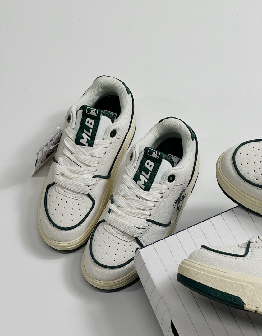 Giày MLB Chunky Liner Monogram B Boston White Vintage Green Siêu Cấp