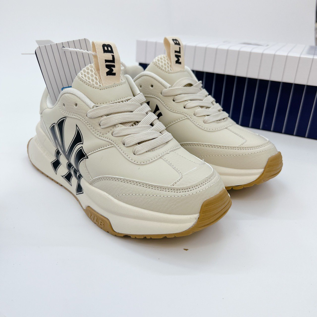 Giày MLB Chunky Runner Basic New York Yankees Cream Siêu Cấp