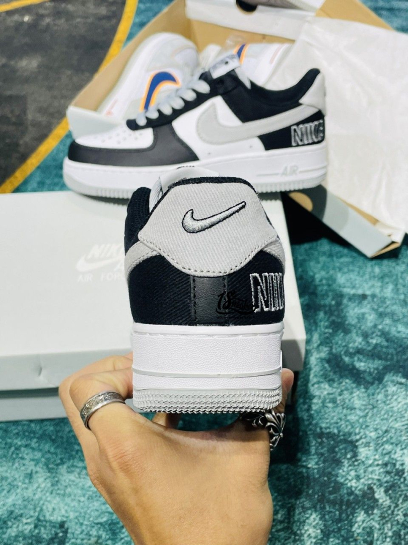 Bạn có thể đến tận shop để mua hàng