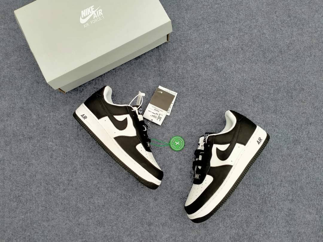 Full cảnh của em nike air force 1 panda