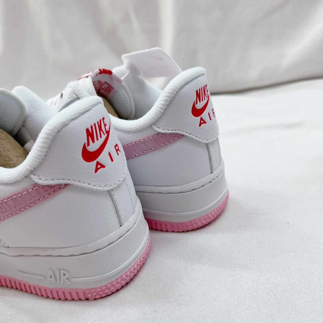 Gi&agrave;y Nike Air Force 1 Pink Love Si&ecirc;u Cấp