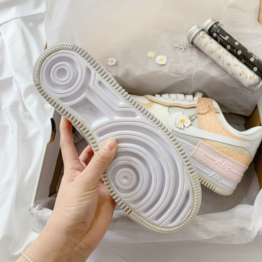 Thiết kế bằng 2 lơp cao su cao cấp vô cùng bền và đảm bảo an toàn cho người dùng