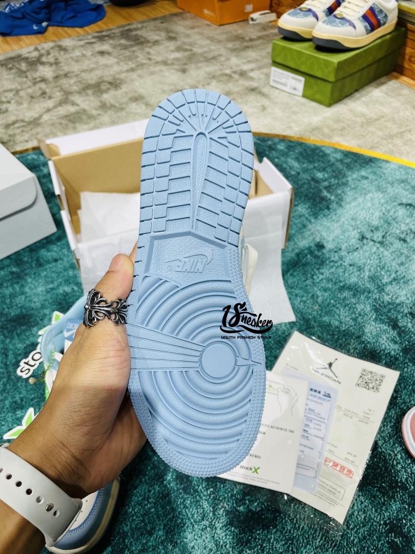 Lớp đế cao 3cm  tặng chiều cao vô cùng ưng ý