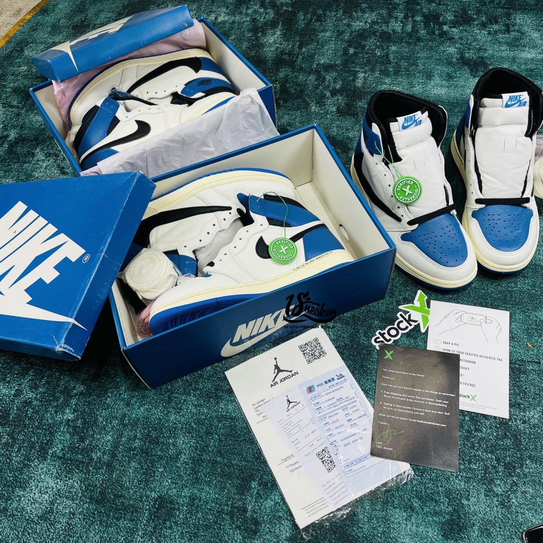 Mua giày tại shop bạn sẽ tặng đầy đủ phụ kiện đi kèm nhé