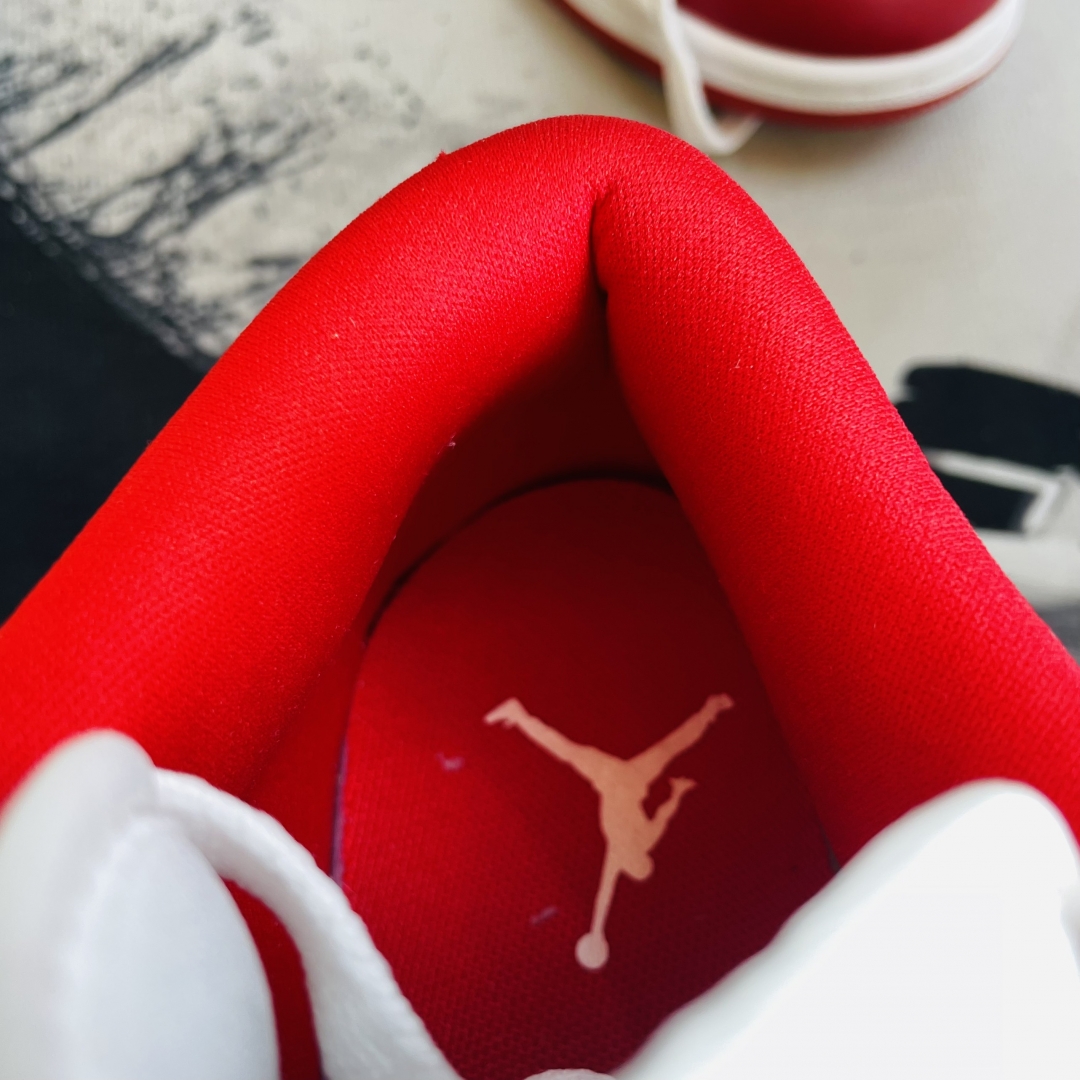 Chất liệu đều lựa chọn chỉnh chu xịn và đẹp