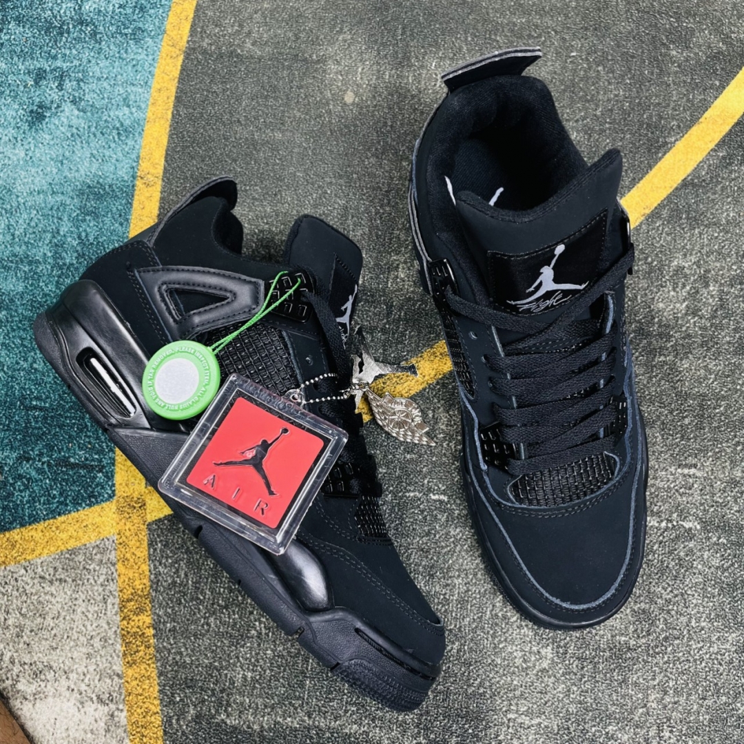 Sở hữu em jordan 4 này là đỉnh của chóp luôn nhé