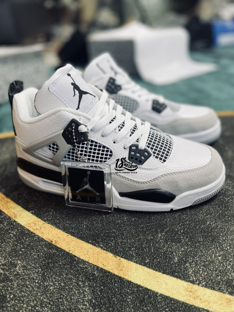 Vẻ bề ngoài cân mọi outfit