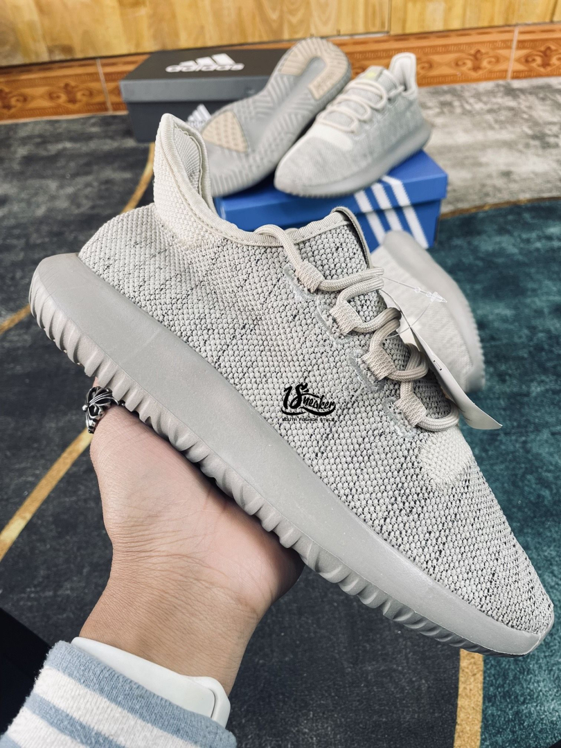 giày thể thao hot nhất thị trường adidas