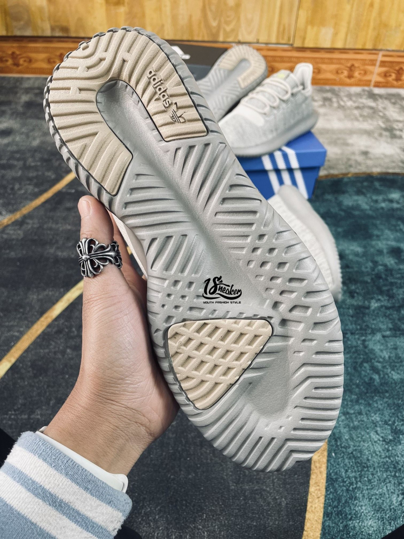 Dáng form chuẩn xịn