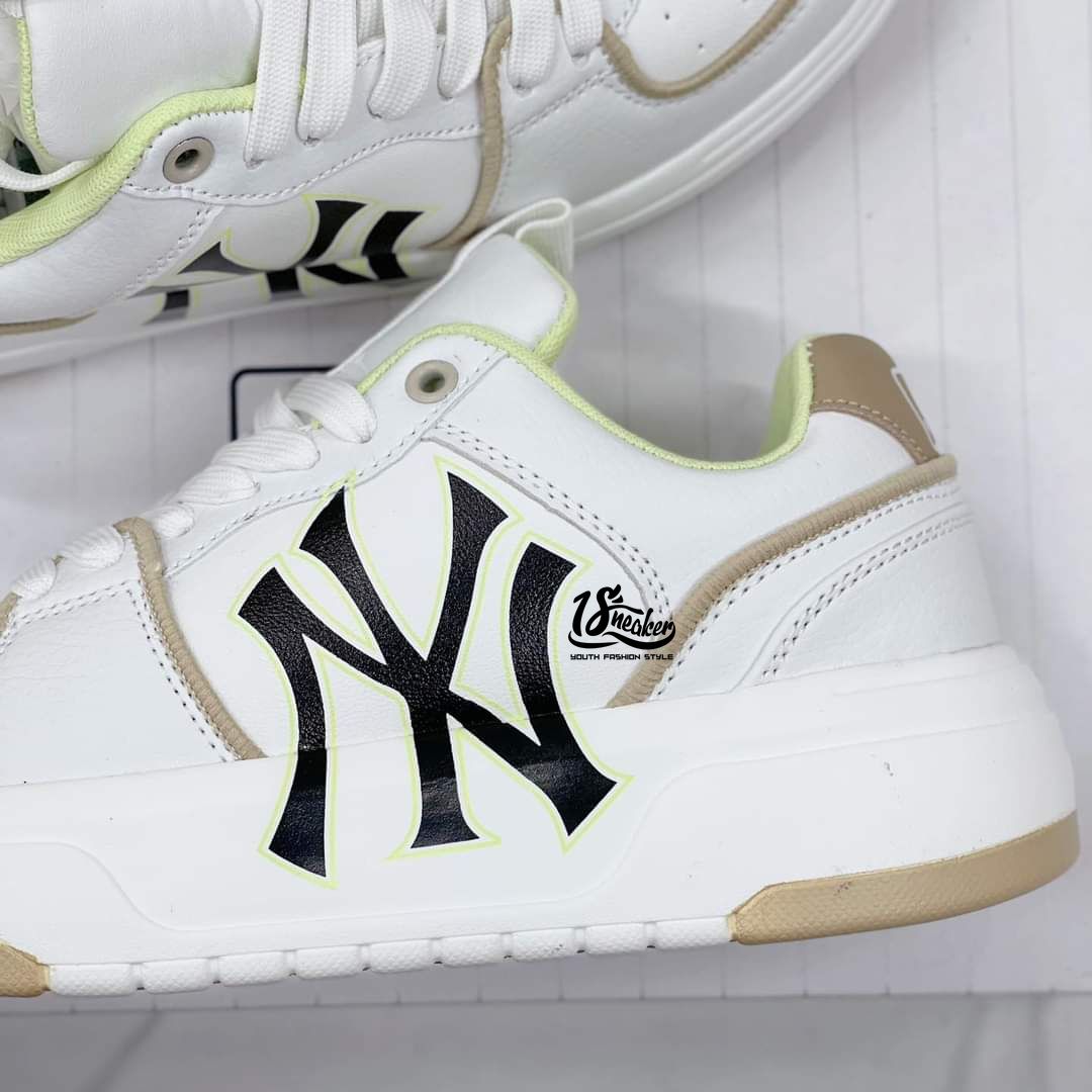 Cận cảnh vẻ đẹp đôi giày