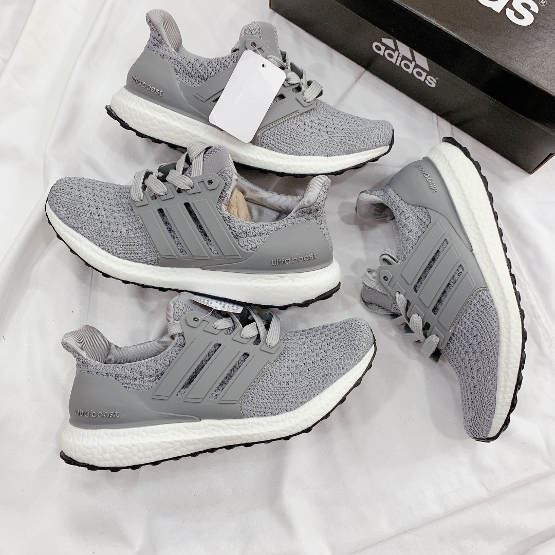 Full toàn cảnh đôi giày adidas 4.0 xám