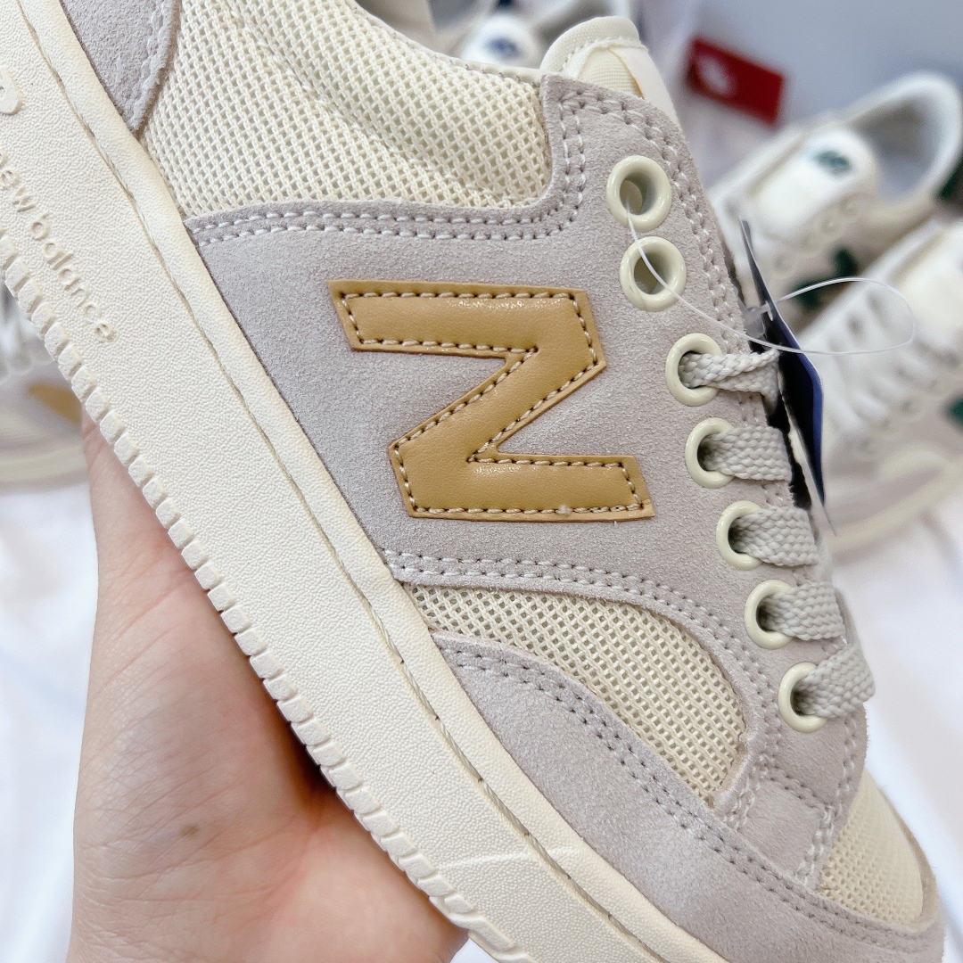 Những chi tiết cận cảnh vẻ đẹp xịn xò của đôi giày