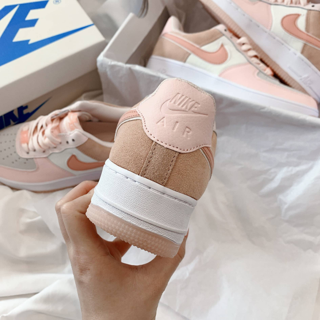 Phần gót sau với form đẹp xuất sắc