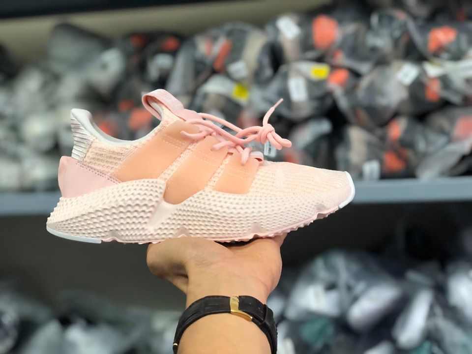 Đ&ocirc;i Prophere m&agrave;u hồng