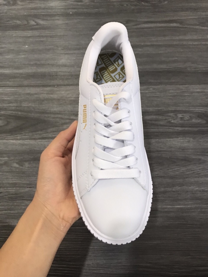Đôi Puma trắng