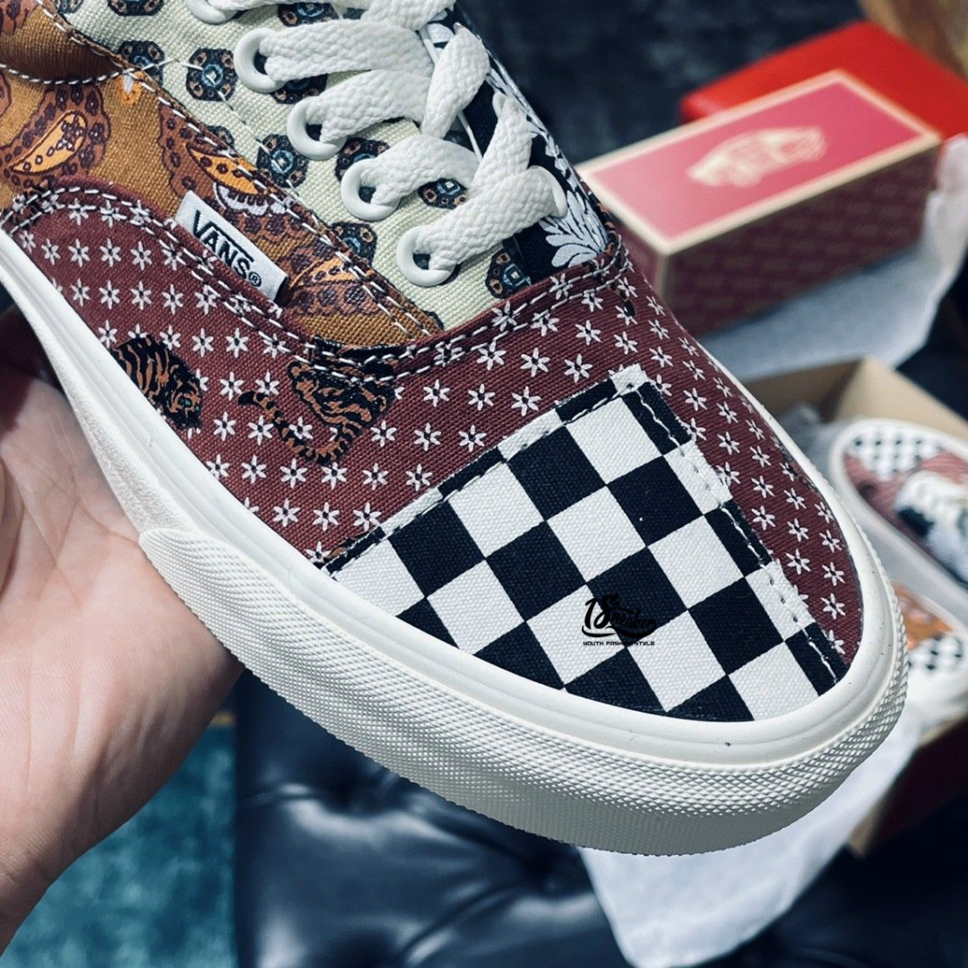 Thiết kế thổ cẩm tăng vẻ đẹp cho đôi giày