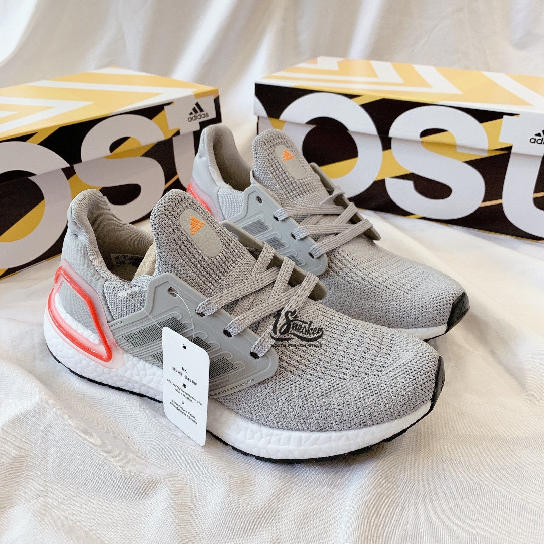 Giày giày adidas đáng mua UltraBoost Adidas xám bạc