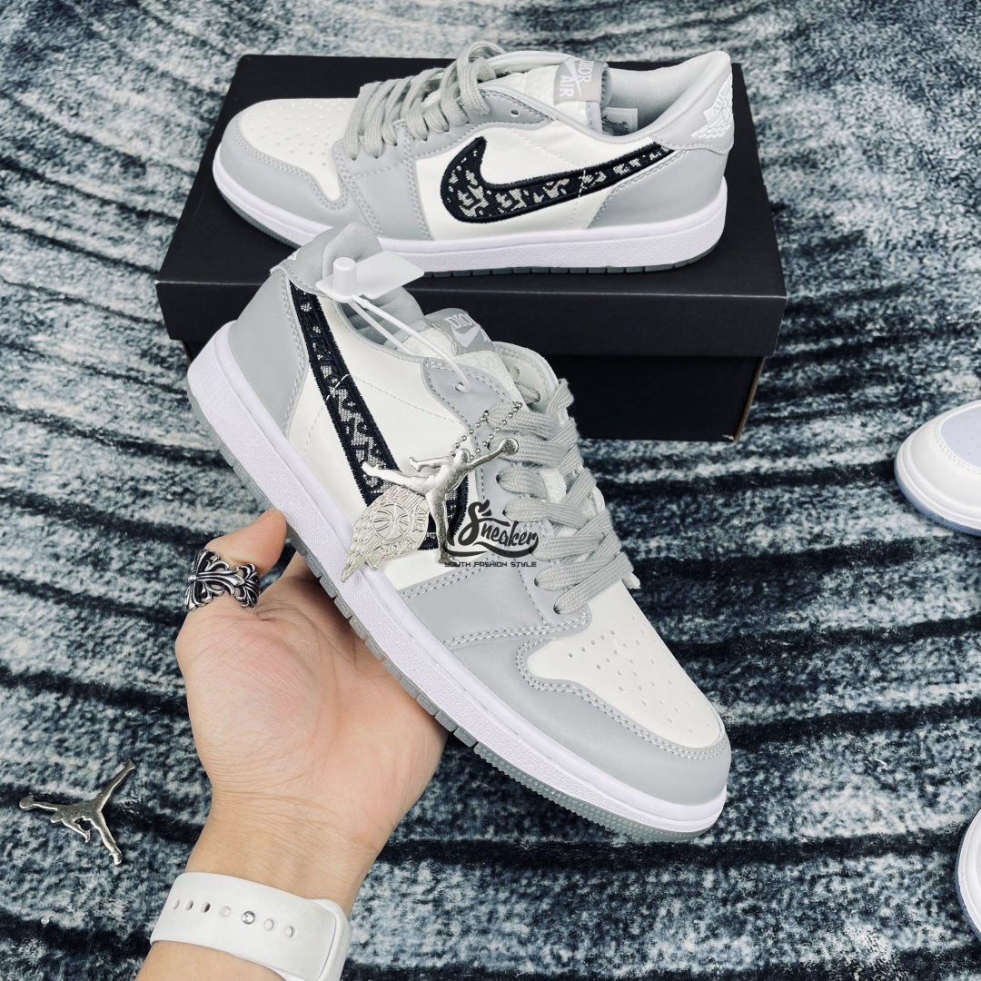 Giày Nike Air Jordan 1 Dior cổ thấp tại 1999 SNEAKER