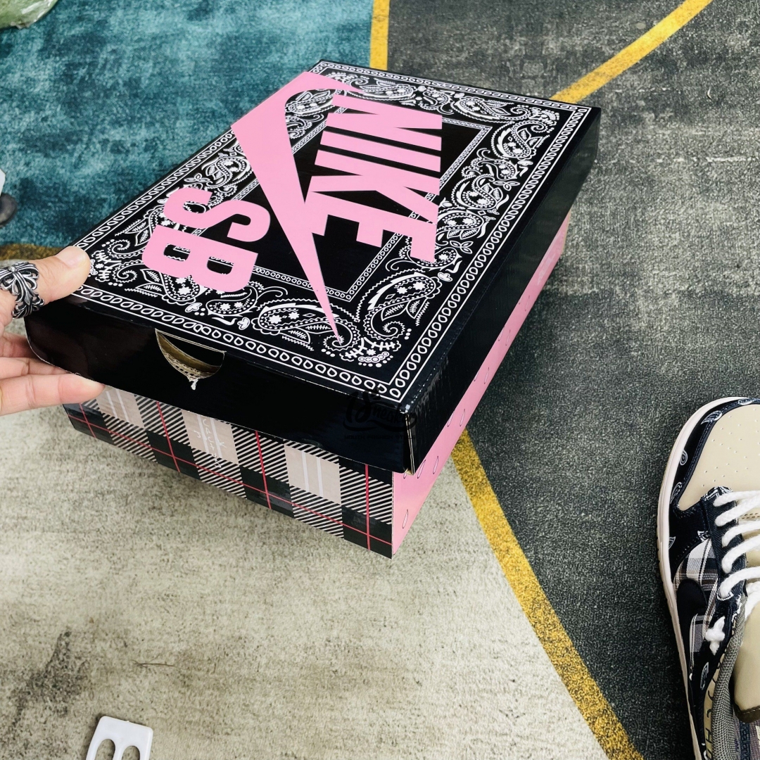 SB Dunk Travis Scott