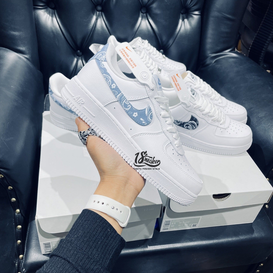 Nike trắng viền xanh thổ cẩm hot 2022