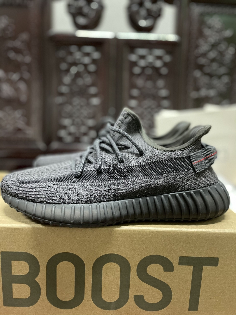 giày adidas hot yz 2022 màu đen