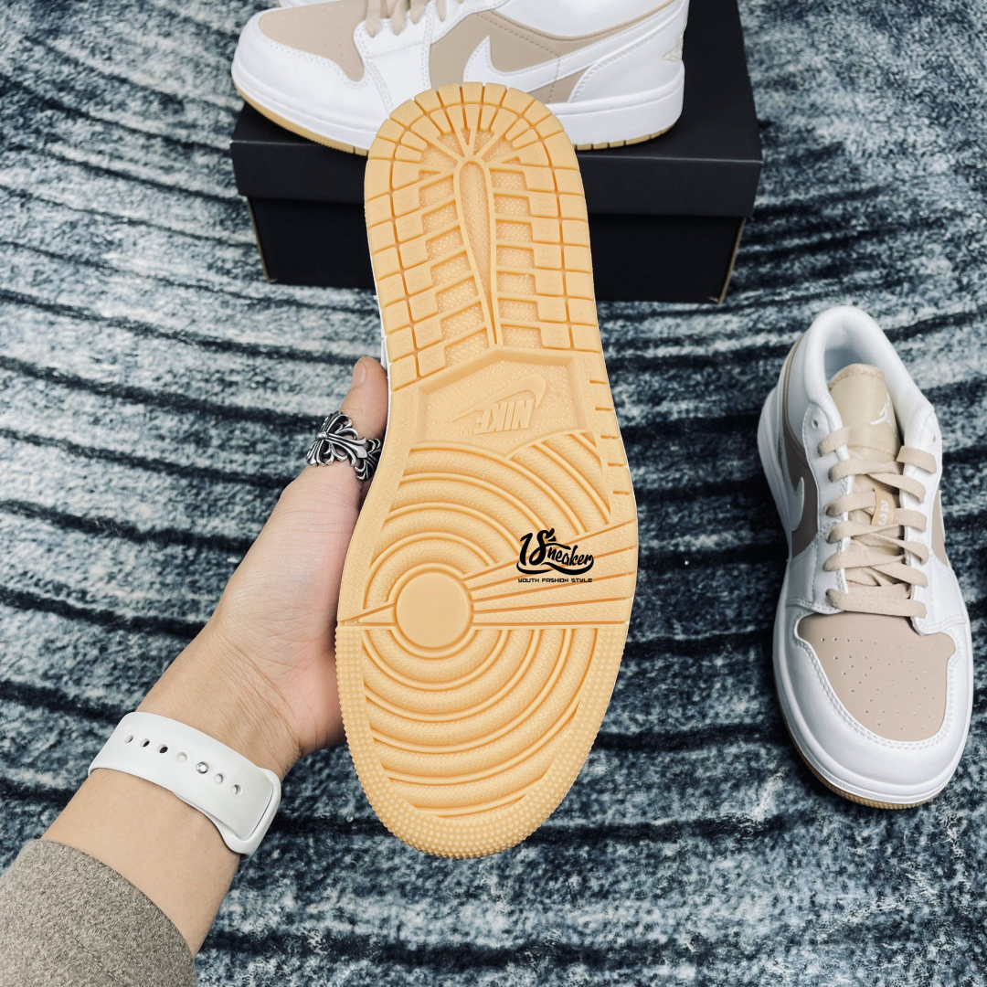 đế cao su non êm ái và bảo đảm độ an toàn chống trượt