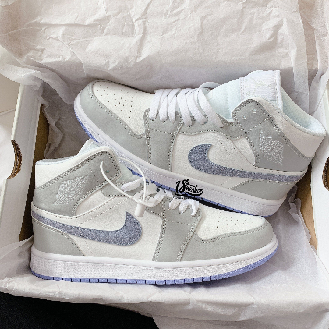 Đôi giày phù hợp cho cả đi chơi và đi làm 