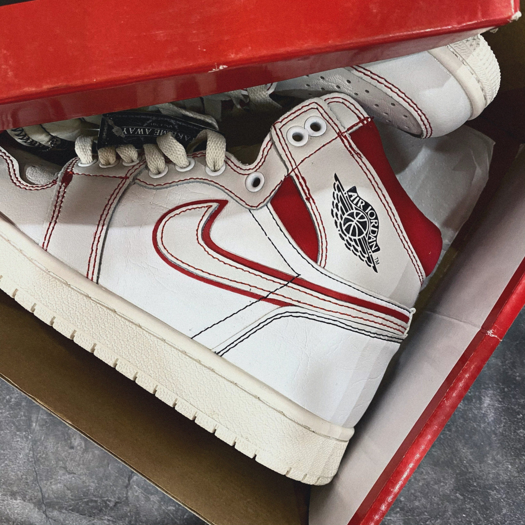 Chuẩn từ những chi tiết nhỏ, đường chỉ may tỉ mỉ không có chỉ thừa