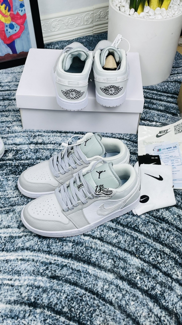 Phối màu rất đẹp, phong cách riêng theo low của màu camo phối đồ đi chơi đi học