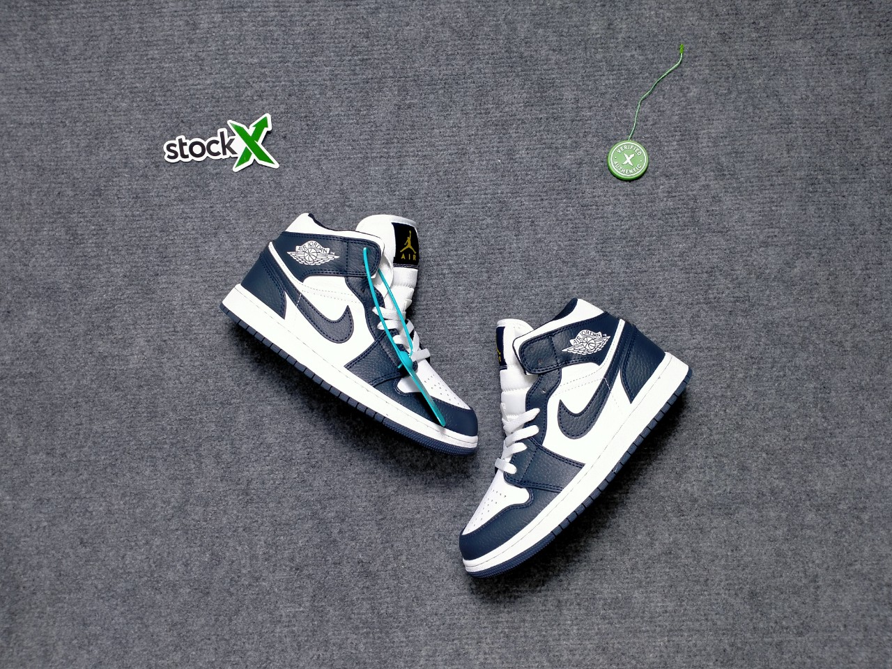 Jordan 1 mid white metallic gold obsidian