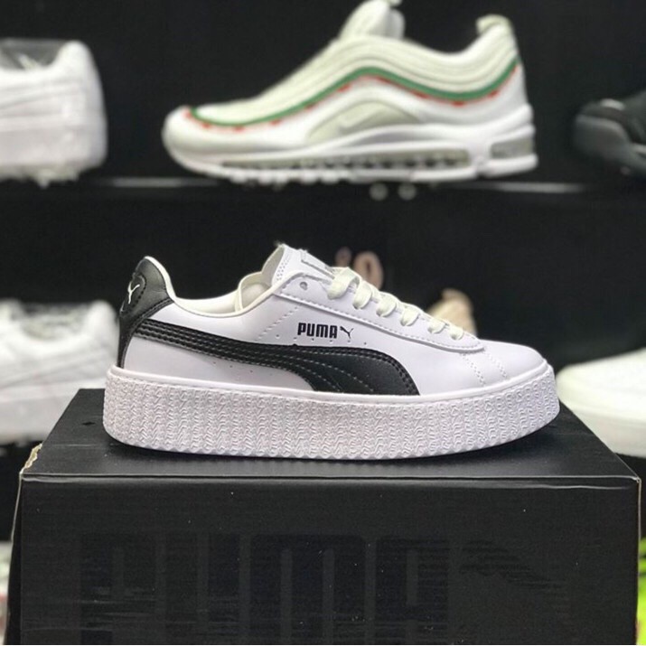 Đôi Puma viền đen