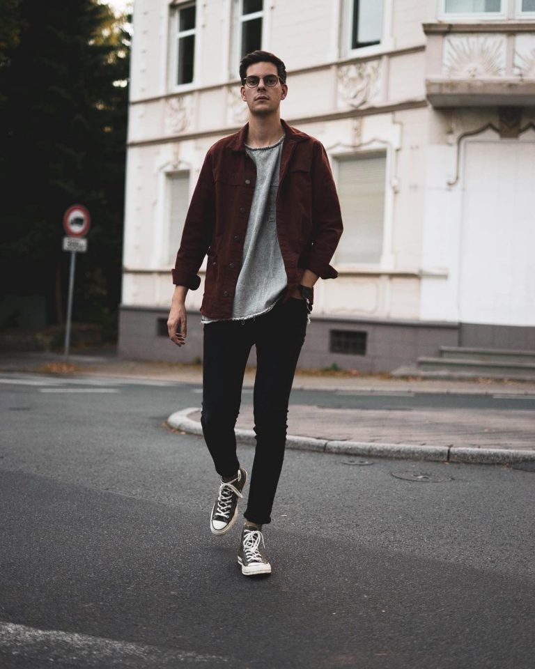 Mix đồ với giày converse cổ cao cho nam