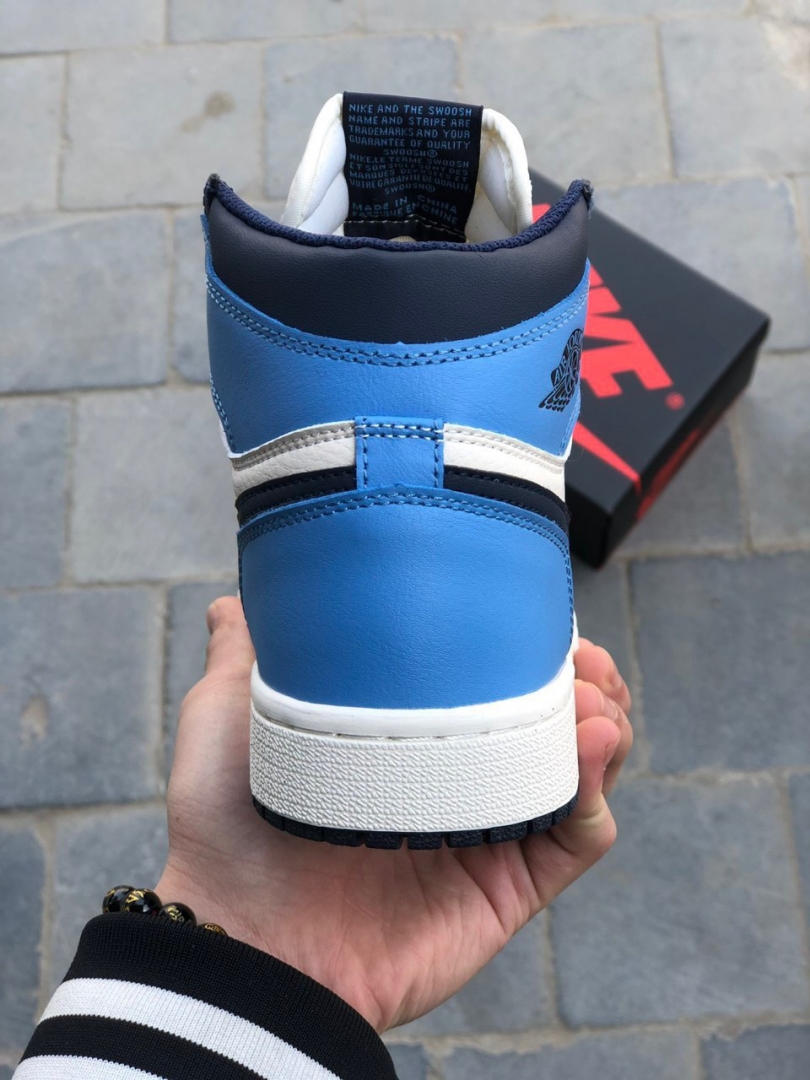 Lưỡi gà em giày nike air Jordan 1 retro high obsidian unc