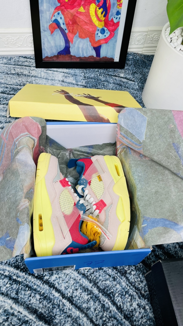 Nike Jordan 4 Retro x Union Guava Ice Like Auth