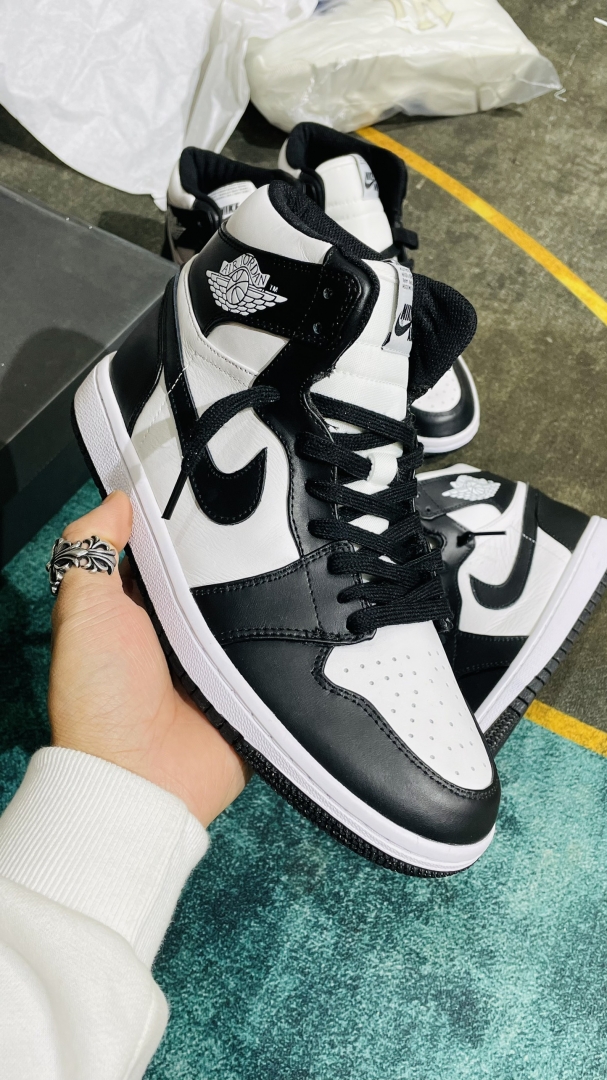 giày joran panda được nhiều bạn yêu thích