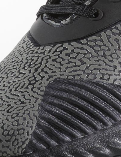 Phần thân giày Upper mang cấu trúc sock-like